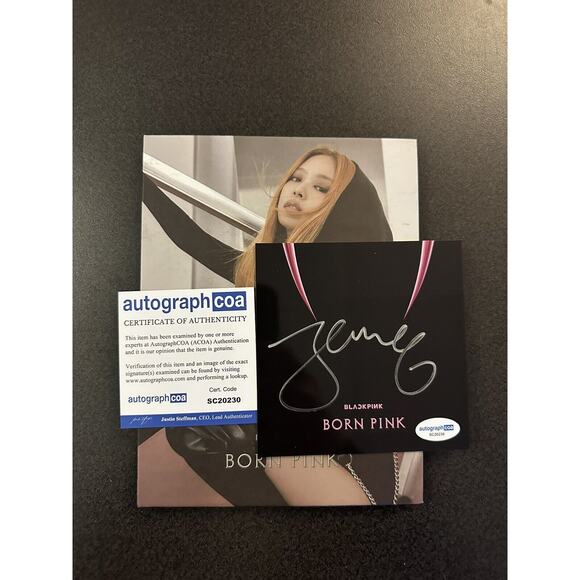 SIGNED JENNIE Blackpink - Born Pink CD Insert Autographed COA ACOA Cert #SC20230 - Picture 1 of 2